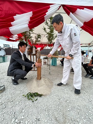 杭打ちの儀